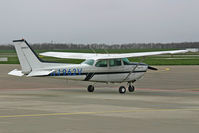 N4962V @ EHLE - No description.