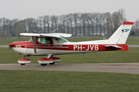 PH-JVB @ EHTE - No description.