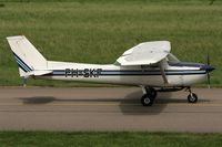 PH-SKF @ EHLE - No description.