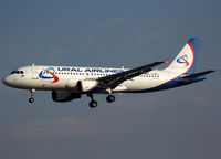 VQ-BFV @ LEBL - Landing rwy 25R - by Shunn311