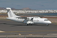 EC-JAD @ GCRR - Heading for the runway.