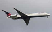 N962DL @ MCO - Delta MD-88