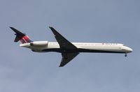 N962DL @ MCO - Delta MD-88