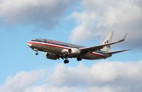N922AN @ KORD - Boeing 737-800 - by Mark Pasqualino