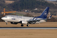 YR-BGF @ VIE - TAROM - by Chris Jilli