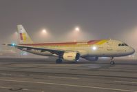 EC-HTB @ EDDM - Iberia Airbus 320