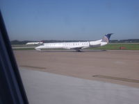 N13538 @ IAH - erj-145 - by christian maurer
