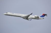 N807SK @ KLAX - Departing LAX on 25R - by Todd Royer