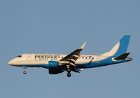 OE-LMK @ LOWW - Peoples Viennaline Embraer 170 - by Thomas Ranner