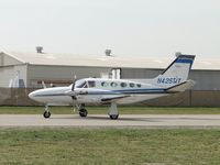 N425WT @ CNO - Taxiing towards the runways - by Helicopterfriend