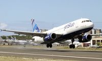 N592JB @ TNCM - N592JB