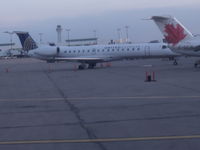 N13949 @ CVG - erj-145lr - by christian maurer