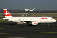 HB-IJB @ DUS - visitor - by Wolfgang Zilske