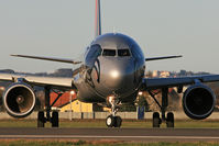 OE-LEG @ LOWG - Taken at GRZ. - by Phil Greiml