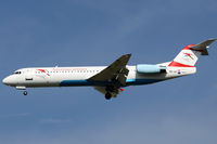 OE-LVI @ LOWW - named Prague - by Loetsch Andreas
