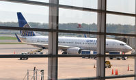 N37293 @ KDCA - DCA, VA - by Ronald Barker