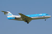 PH-KZW @ LOWW - KLM Cityhopper - by Loetsch Andreas