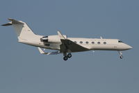 102004 @ EBBR - Descending to RWY 02