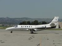 N550WS @ CNO - Taxiing to taxiway Alpha to go east - by Helicopterfriend