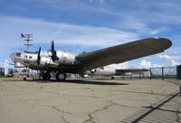 44-85738 @ KTLR - Hard to get an angle thru the fence ! - by olivier Cortot