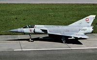 J-2327 @ LSMP - taxying to the active - by Friedrich Becker