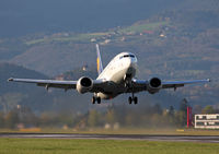 D-ABIK @ LOWG - Takeoff to FRA on short runway (1.700m) while taxiway C is built. - by Andreas Müller