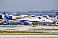 JA789A @ KLAX - JA789A All Nippon Airways - ANA Boeing 777-381/ER (cn 40687/878)

Los Angeles International Airport (IATA: LAX, ICAO: KLAX, FAA LID: LAX)
TDelCoro
April 9, 2012 - by Tomás Del Coro