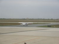 N959SP @ HRL - cessna 172 - by christian maurer