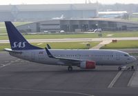 LN-TUJ @ EHAM - Pushback - by ghans