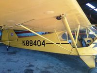 N88404 @ 9N1 - hanger shot - by cmcavoy100