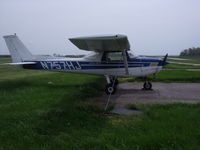 N757HJ @ MGY - cessna 152 - by christian maurer
