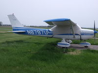 N8797U @ MGY - cessna 150 - by christian maurer