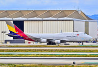 HL7414 @ KLAX - HL7414 Asiana Airlines Cargo Boeing 747-48EM(BDSF) (cn 25452/892)

Los Angeles International Airport (IATA: LAX, ICAO: KLAX, FAA LID: LAX)
TDelCoro
April 11, 2012 - by Tomás Del Coro