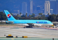 HL7611 @ KLAX - HL7611 Korean Air Airbus A380-861 (cn 035)

Los Angeles International Airport (IATA: LAX, ICAO: KLAX, FAA LID: LAX)
TDelCoro
April 12, 2012 - by Tomás Del Coro