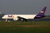 N918FD @ LOWW - Fedex FDX5212 Paris CDG - Vienna - Budapest