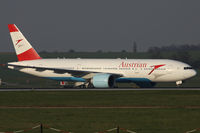 OE-LPB @ LOWW - just landing as OS88 New York John F Kennedy - Vienna