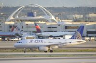N827UA @ KLAX - Taxiing to gate at LAX - by Todd Royer