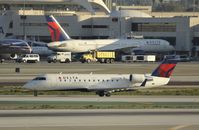 N457SW @ KLAX - Taxiing to gate at LAX - by Todd Royer