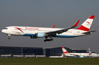 OE-LAT @ LOWW - as AUA72 Toronto to Vienna, named Thailand - by Loetsch Andreas