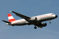OE-LBP @ LOWW - Austrian Airlines