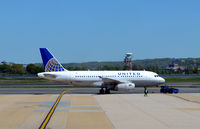 N820UA @ KDCA - DCA, VA - by Ronald Barker