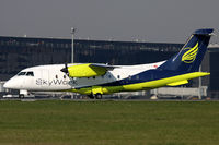 HB-AER @ LOWW - Skywork