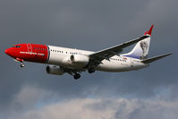 LN-DYV @ EGKK - Short final