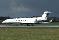 N595A @ EGGW - 2006 Gulfstream Aerospace GV-SP (G550), c/n: 5117 at Luton - by Terry Fletcher
