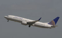 N76514 @ KLAX - Departing LAX on 25R - by Todd Royer