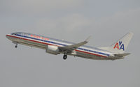 N978AN @ KLAX - Departing LAX on 25R - by Todd Royer