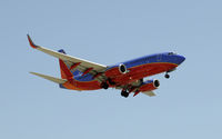 N261WN @ KLAX - Arriving at LAX on 24R - by Todd Royer