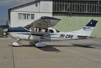 PH-CMK @ LOWW - Cessna 206 - by Dietmar Schreiber - VAP