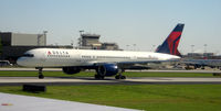 N521US @ KATL - ATL, GA - by Ronald Barker