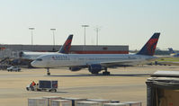 N634DL @ KATL - ATL, GA - by Ronald Barker